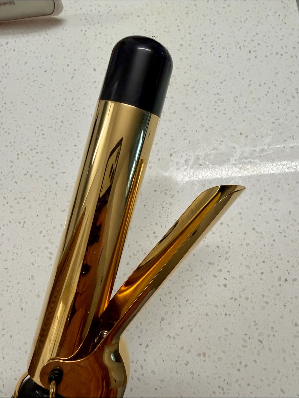 Hot Tools Pro Curling Iron - Picture 3 of 4